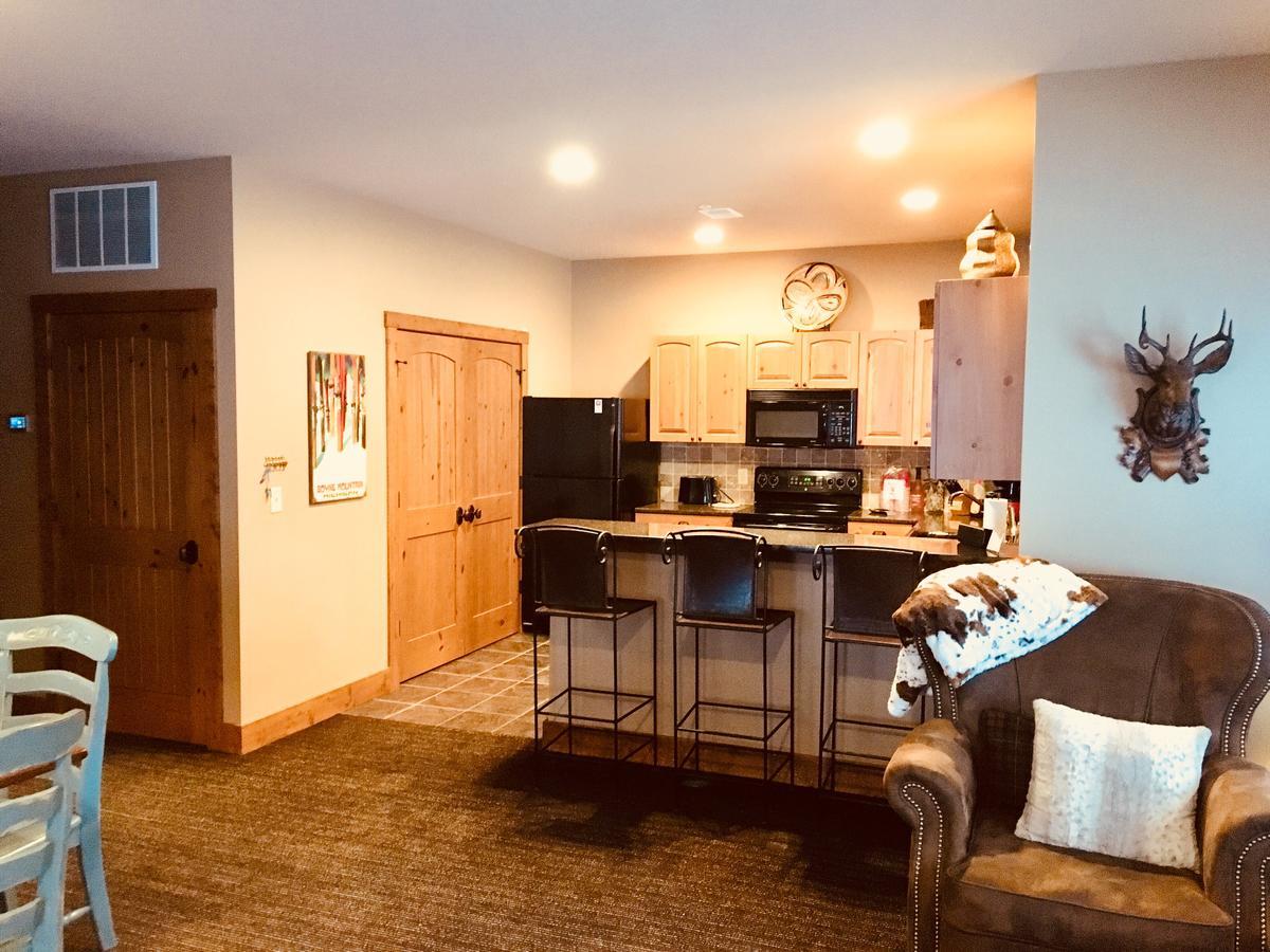 Boyne Mountain Creekside Condo Boyne Falls Exterior photo